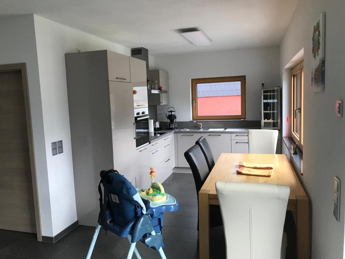 Ferienwohnung " Wein Unter Palmen " Ноймаген-Дхрон Экстерьер фото